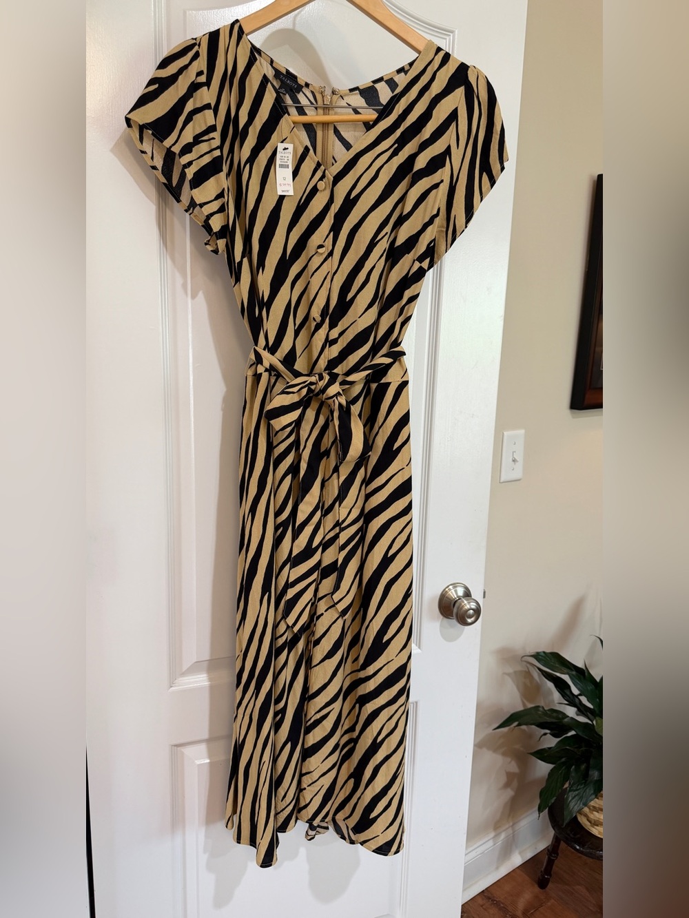 Talbots Black & Tan Zebra-Print V-Neck Tie-Waist Maxi Dress